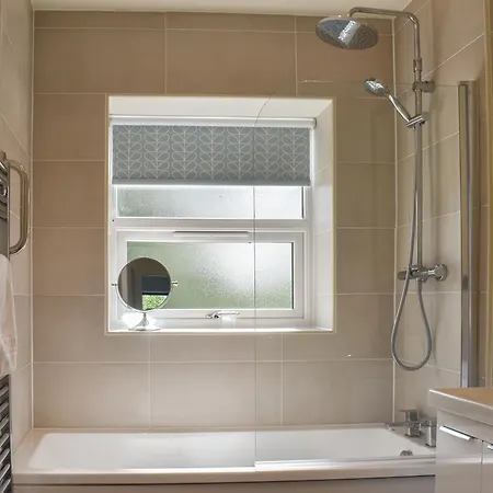 Semesterbostad Rose *